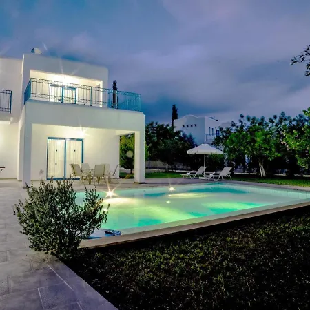 Azzurro Holiday Villas * بييا