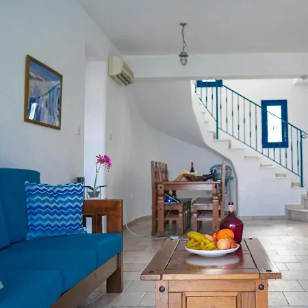 Azzurro Holiday Villas * Peyia